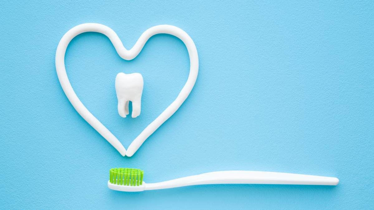 Prendersi cura della salute del cuore con una buona igiene orale