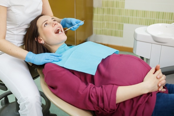 Patologie orali nelle donne in gravidanza: consigli di prevenzione e trattamenti